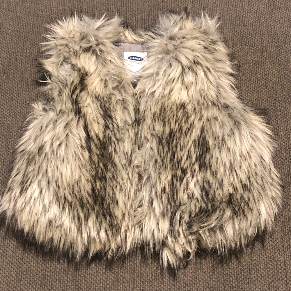 Old Navy faux fur vest